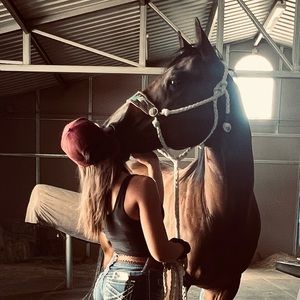 Meet your Posher, Brooke